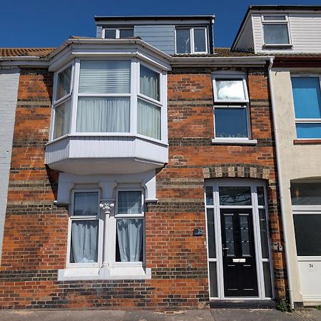 Peacehaven Retreat - 4 Minutes From The Beach! Pet Friendly! Weymouth Bagian luar foto