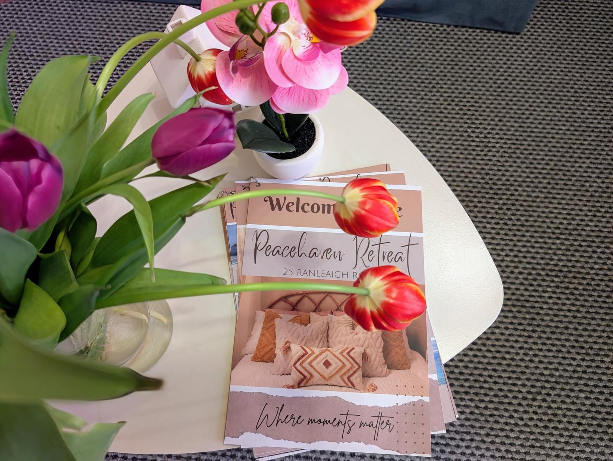 Peacehaven Retreat - 4 Minutes From The Beach! Pet Friendly! Weymouth Bagian luar foto
