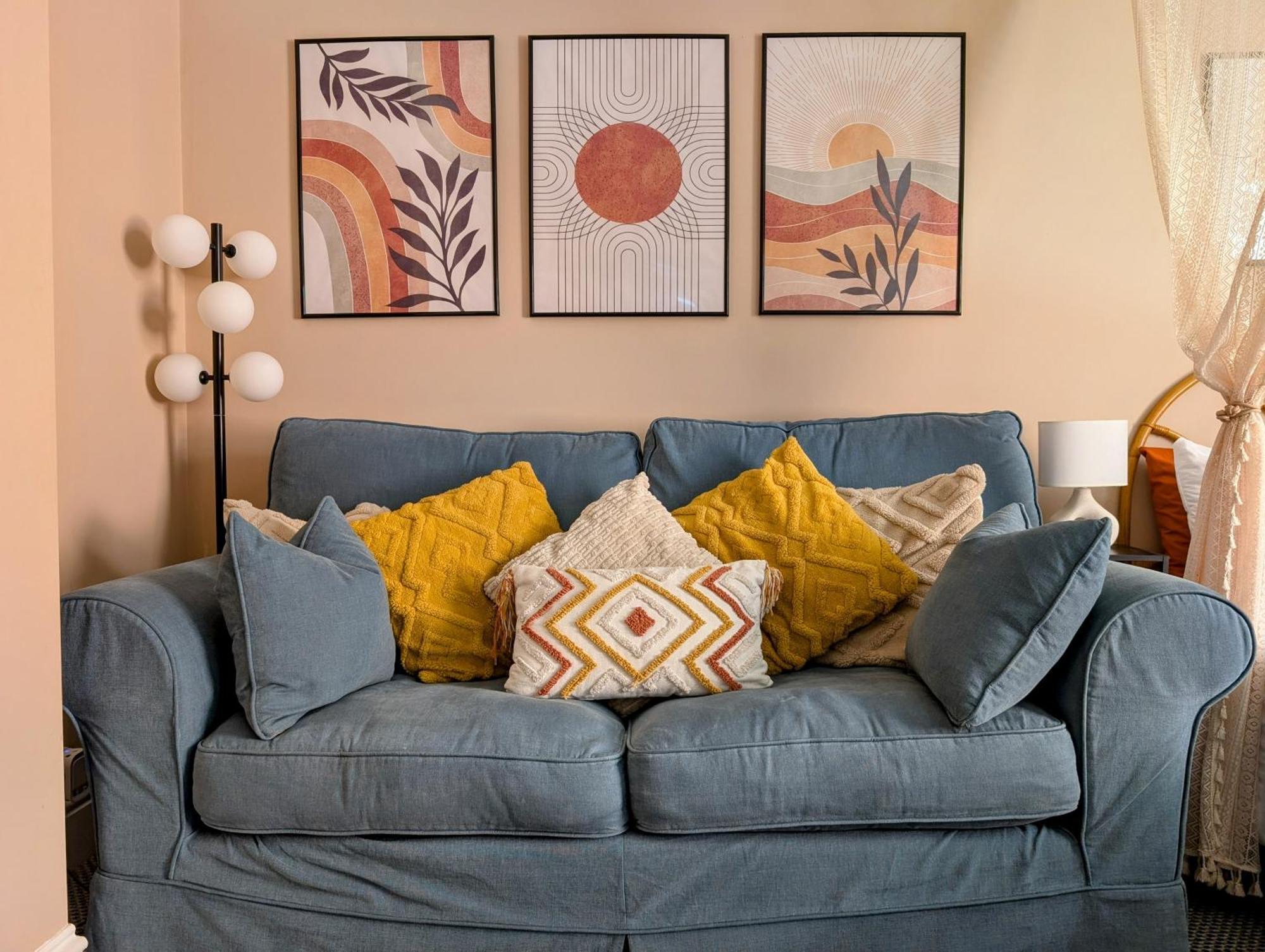 Peacehaven Retreat - 4 Minutes From The Beach! Pet Friendly! Weymouth Bagian luar foto